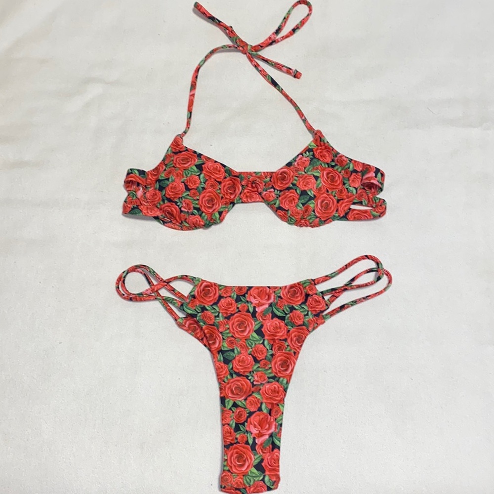 Rosette string thong biking with wired cup bra top - Sz X-small